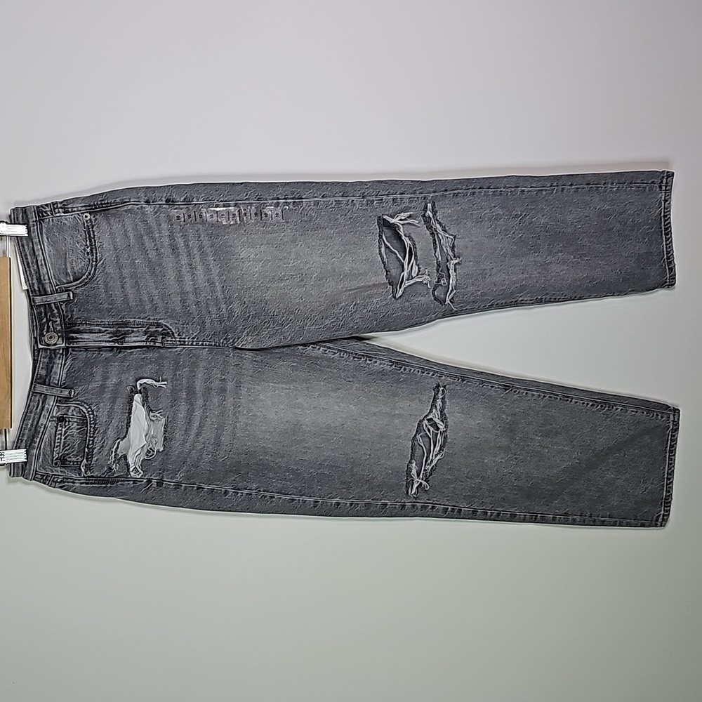 American Eagle Outfitters Women's Boyfriend Jeans - Distressed Charcoal Gray